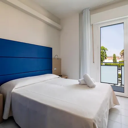 Kon Tiki Szálloda 3*