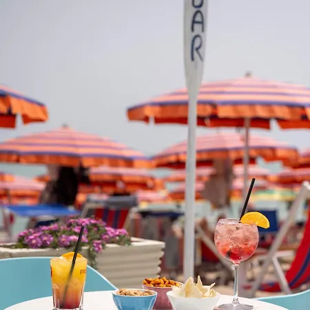 Kon Tiki Ξενοδοχείο 3*
